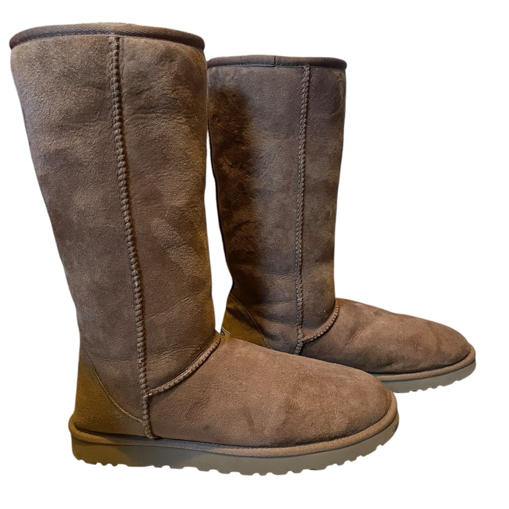 UGG Australia CLASSIC TALL Suede Sheepskin Boots Chestnut Size 9 Excellent